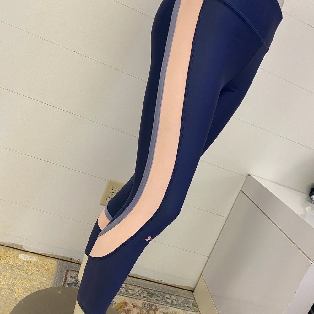 UNDER ARMOUR COMPRESSION HEAT GEAR LEGGINGS SIZE MEDIUM